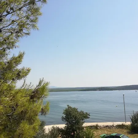 Sun Raslina