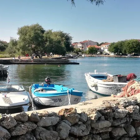 Apartman Sun Raslina